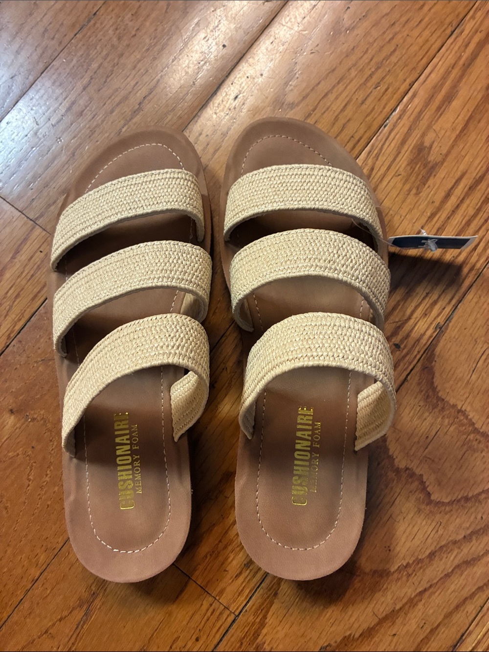 Visionary sandals set 7 1/2